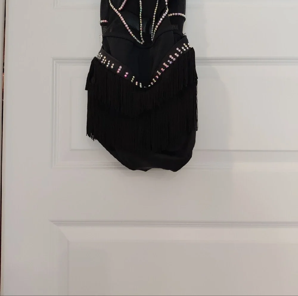 N/A stylish black
